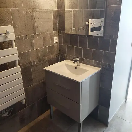 Апартаменты Nice And Modern Villa In Cassis