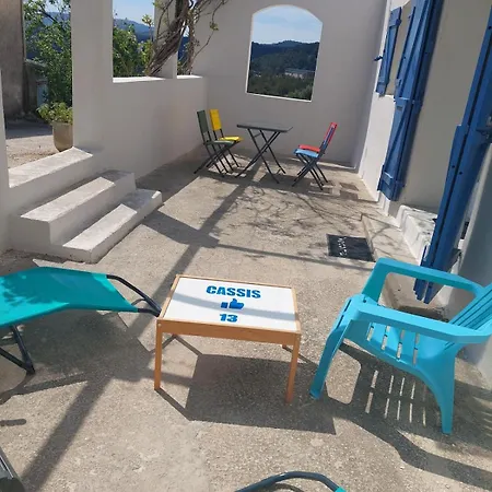 Апартаменты Nice And Modern Villa In Cassis